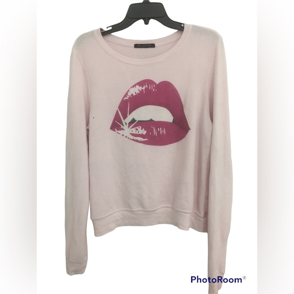 Wild fox sweater